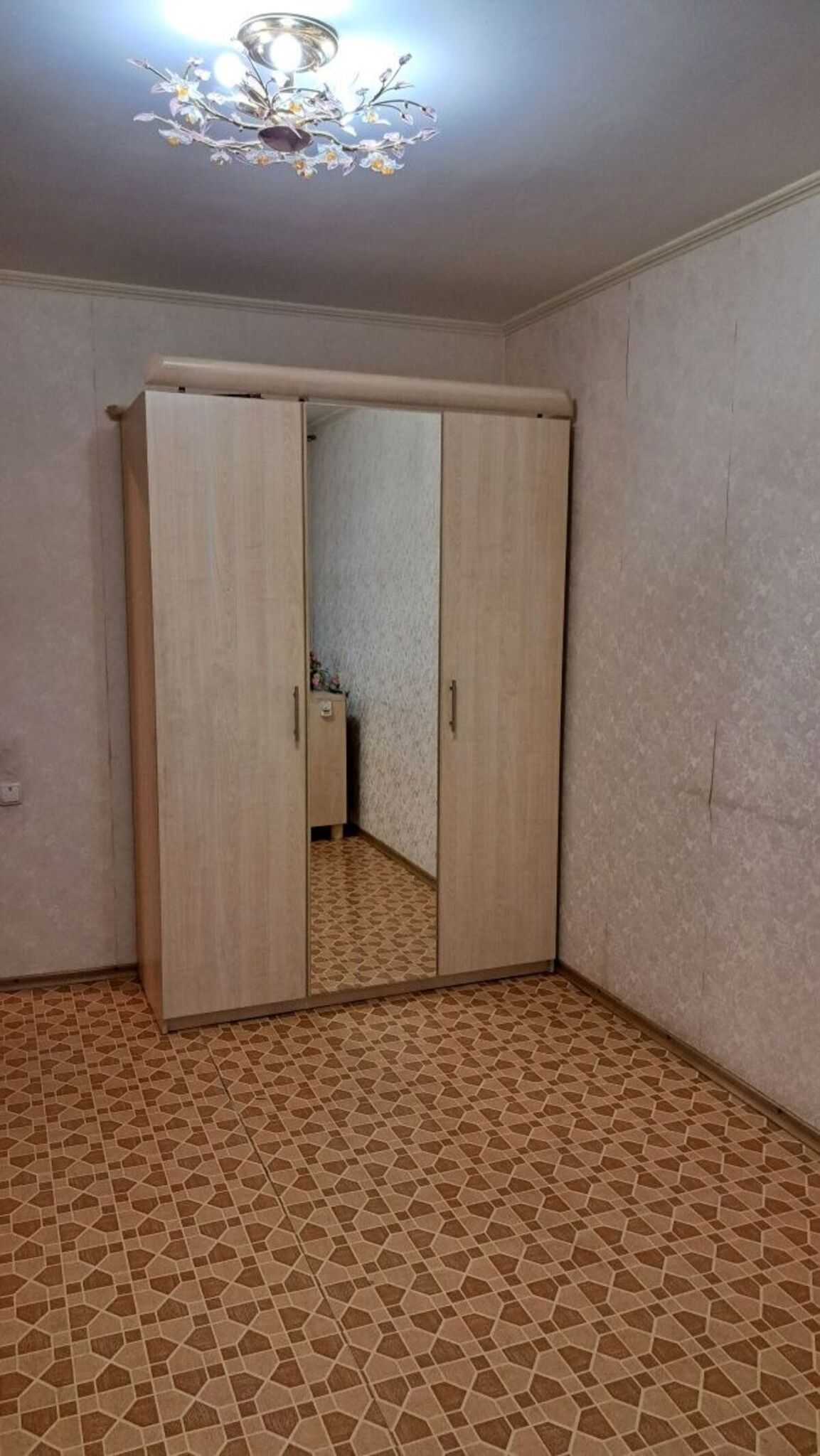 Продаж 3-кімнатної квартири 70 м², Бурштинова вул., 71