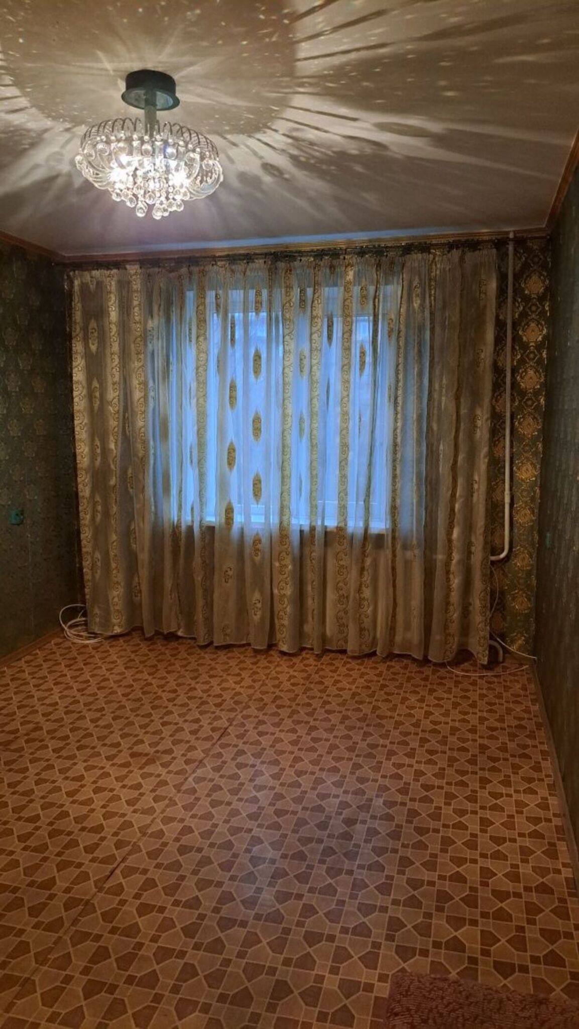 Продаж 3-кімнатної квартири 70 м², Бурштинова вул., 71