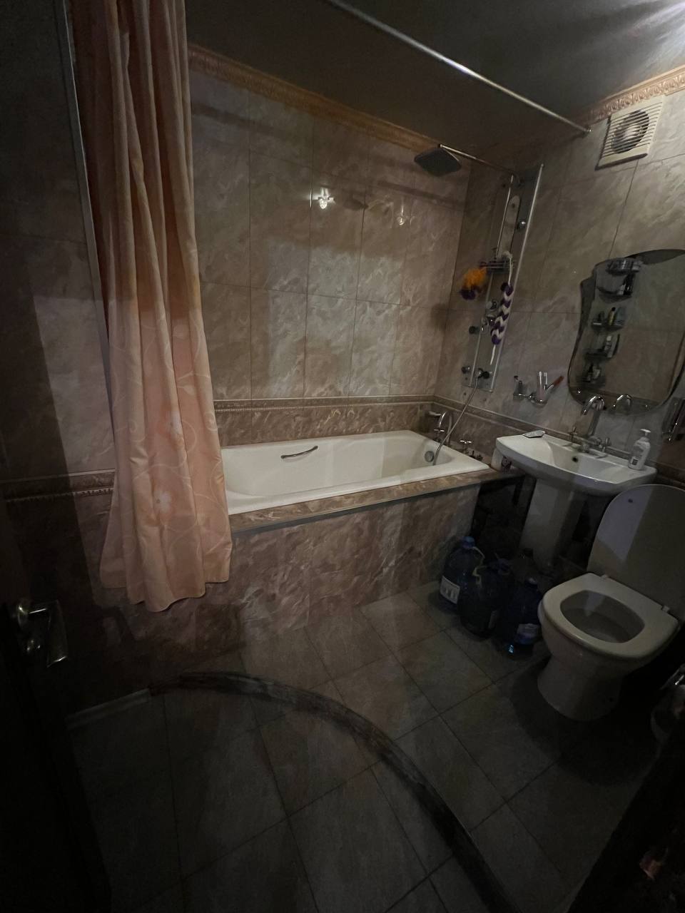 Продажа 3-комнатной квартиры 66 м², Тракторостроителей просп., 160А