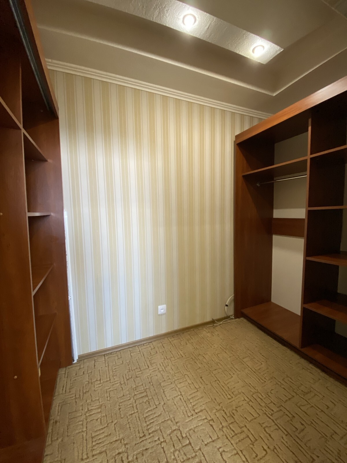 Продажа 2-комнатной квартиры 54 м², Профессора Толока ул.