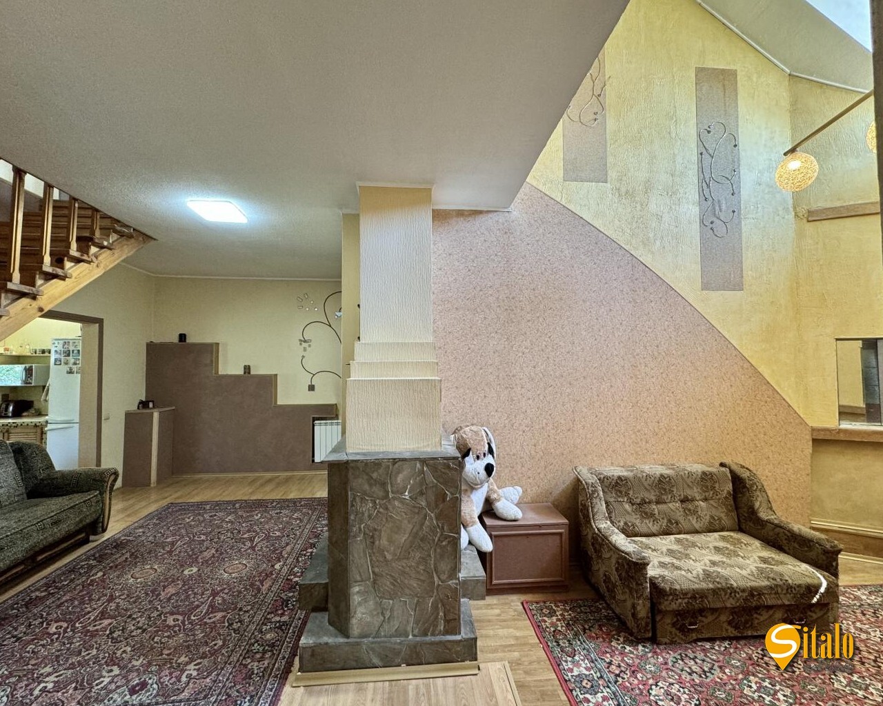 Продажа дома 170 м², 1-я Озерная ул.