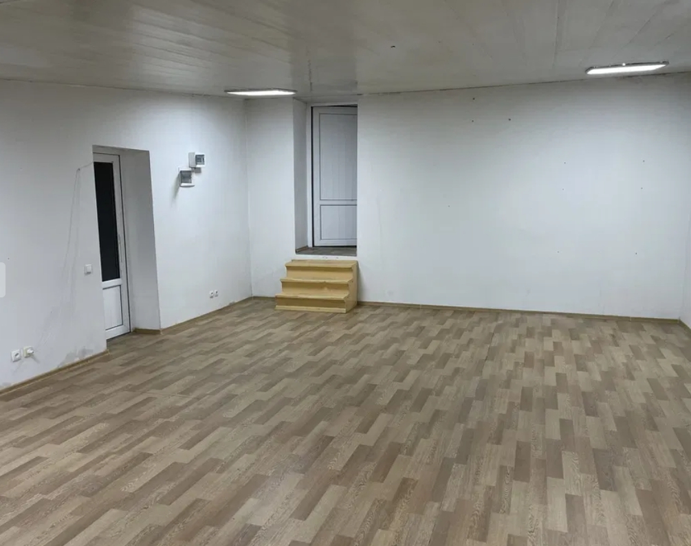 Оренда виробничого приміщення 100 м², Бабеля вул.