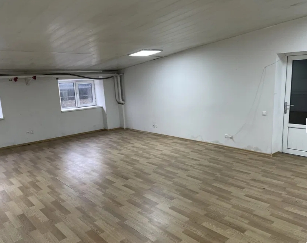 Оренда виробничого приміщення 100 м², Бабеля вул.