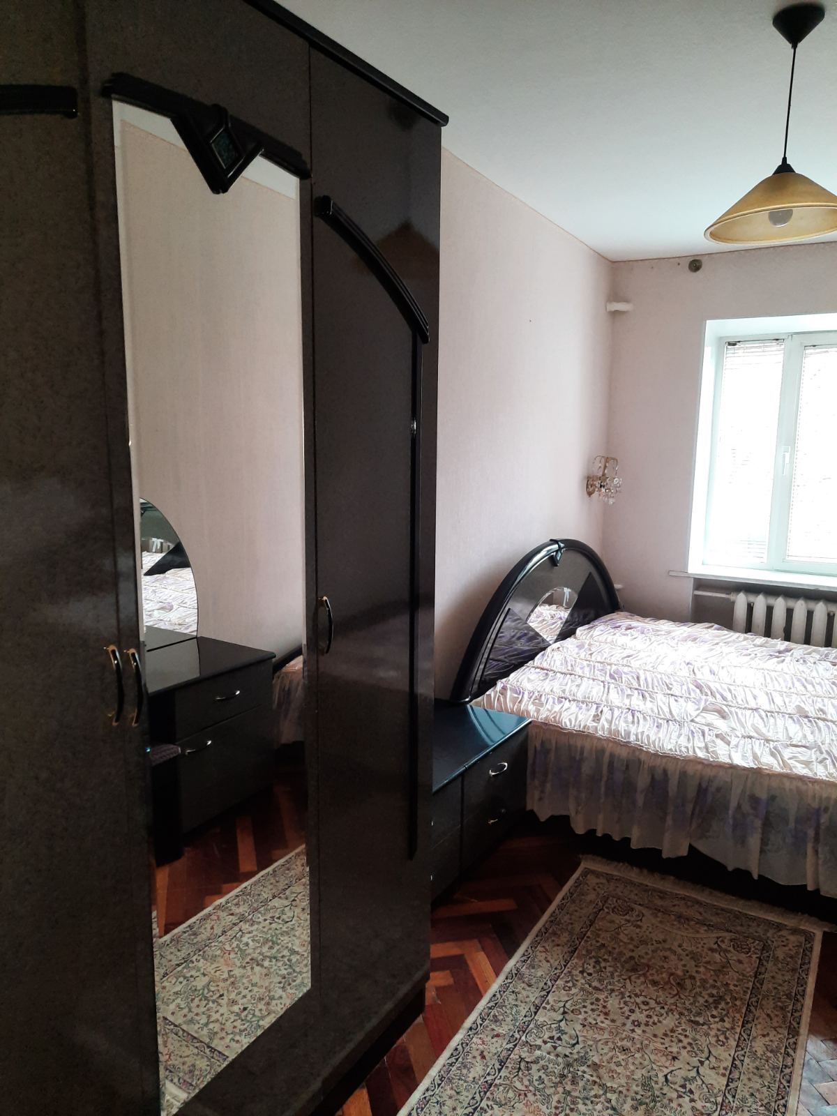 Продажа 3-комнатной квартиры 60 м², Героев Севастополя ул.