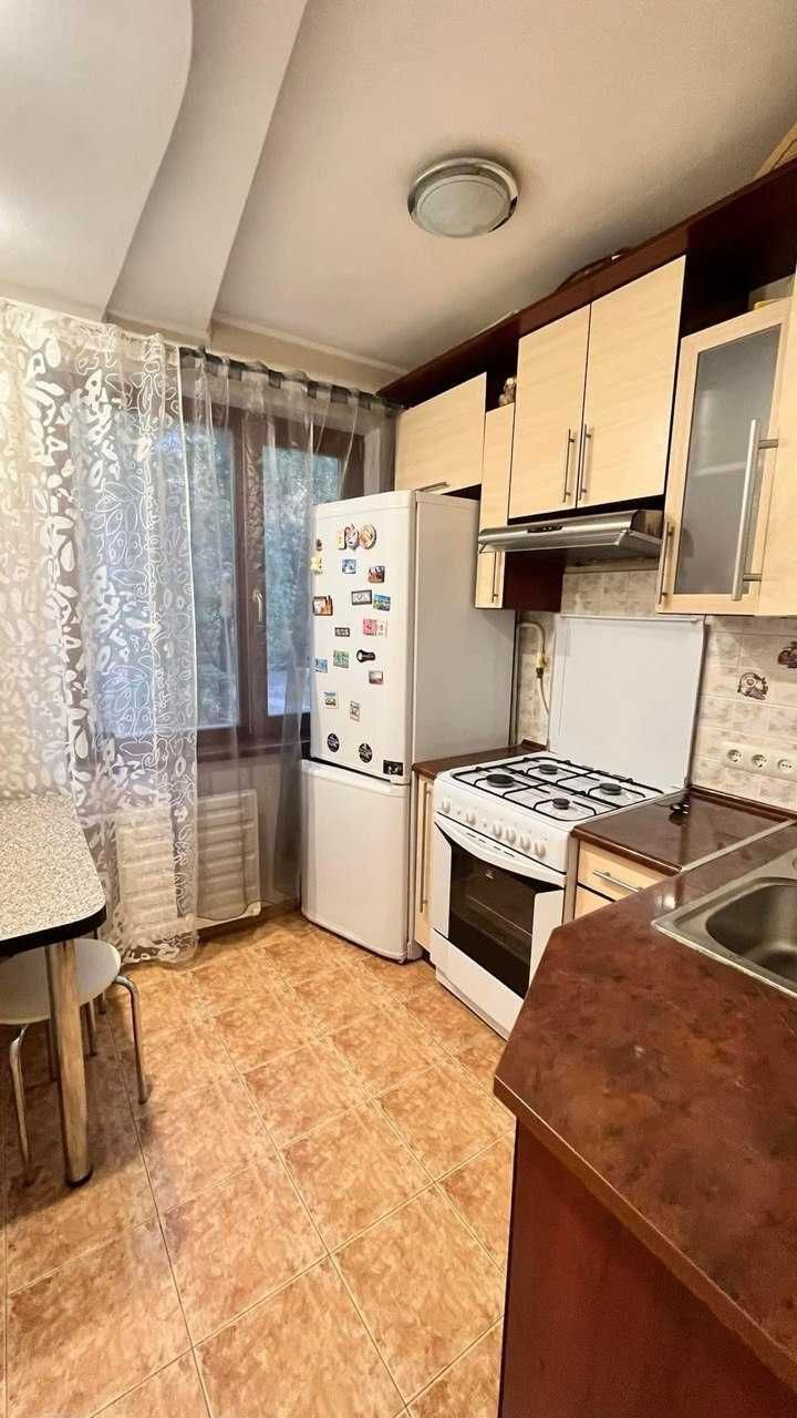 Оренда 2-кімнатної квартири 44 м², Петра Калнишевського вул.