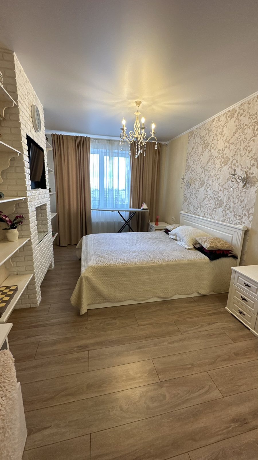 Продаж 1-кімнатної квартири 63 м²