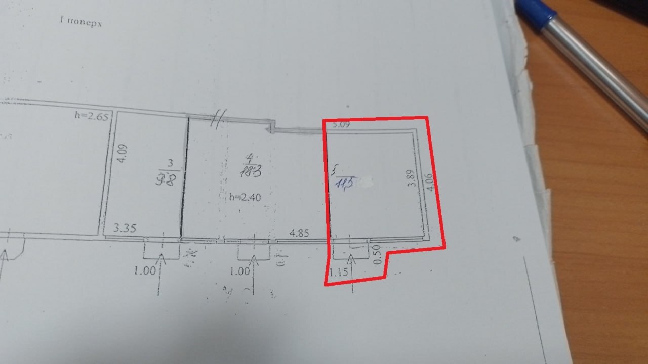 Оренда магазину 11 м², Тополь 3 вул., 26