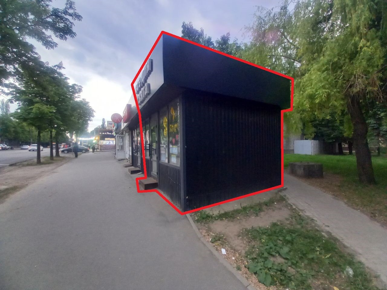 Оренда магазину 11 м², Тополь 3 вул., 26