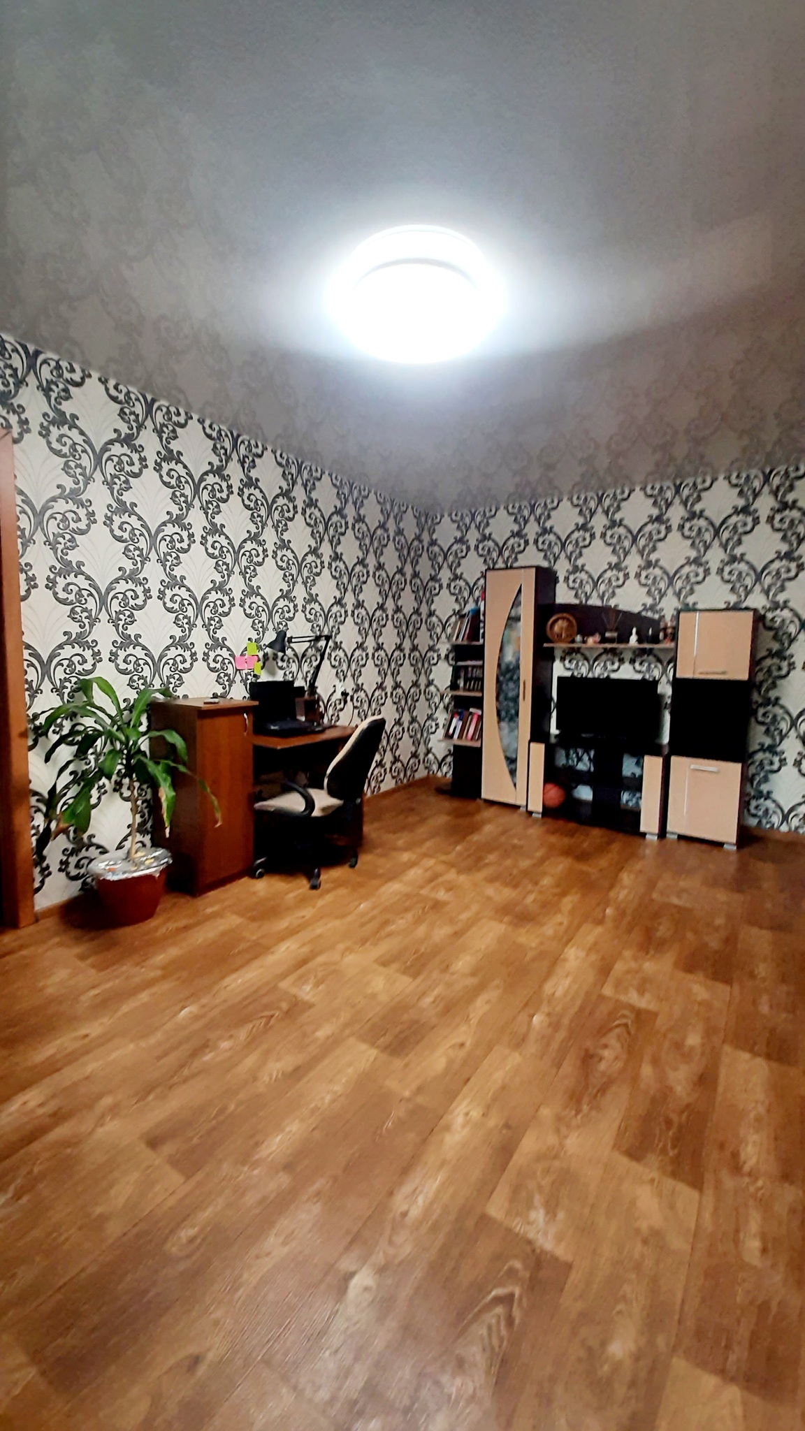 Продаж 2-кімнатної квартири 46 м², Слобожанський просп., 101
