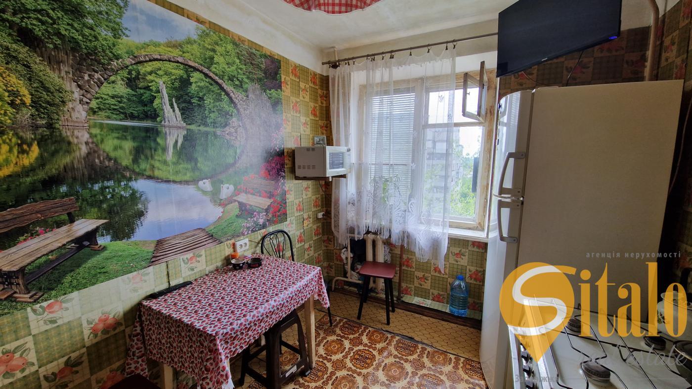 Продаж 2-кімнатної квартири 49.5 м², Стефанова вул.