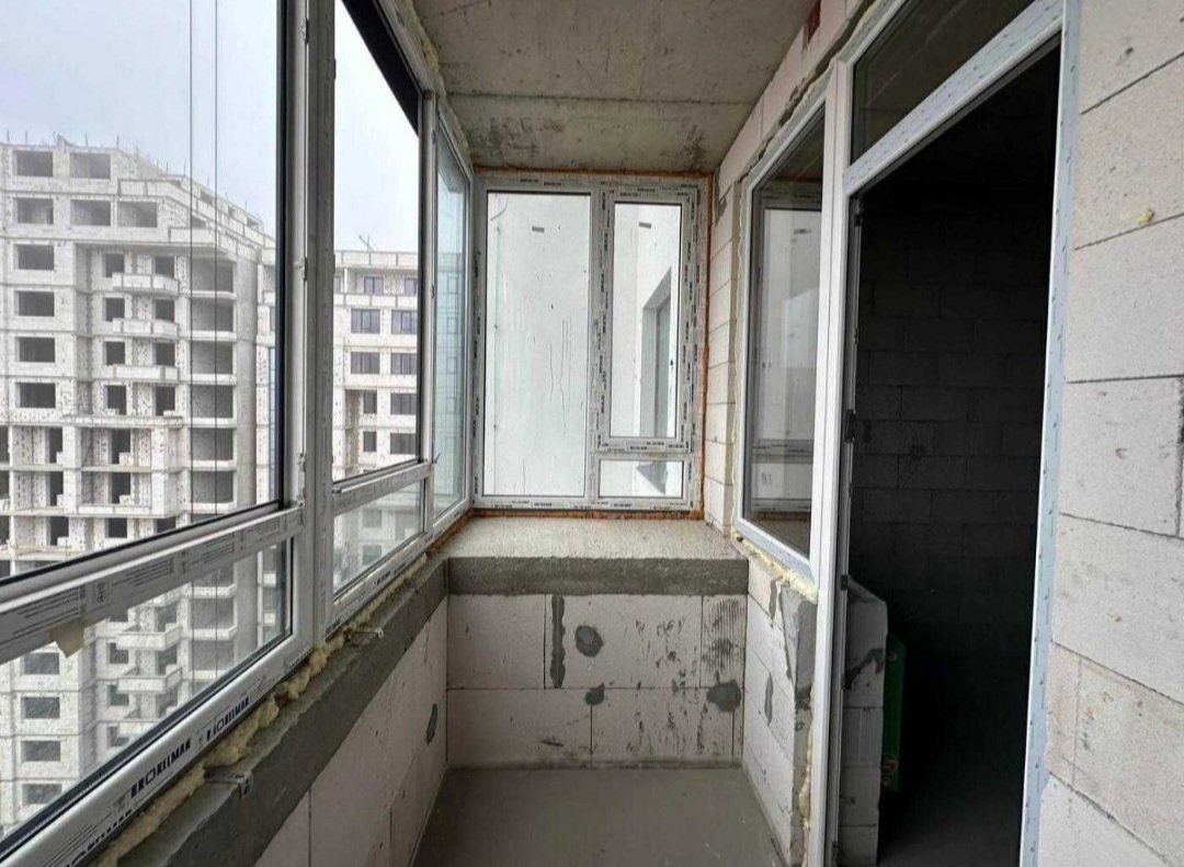 Продаж 1-кімнатної квартири 52 м², Перлинна вул., 5Б