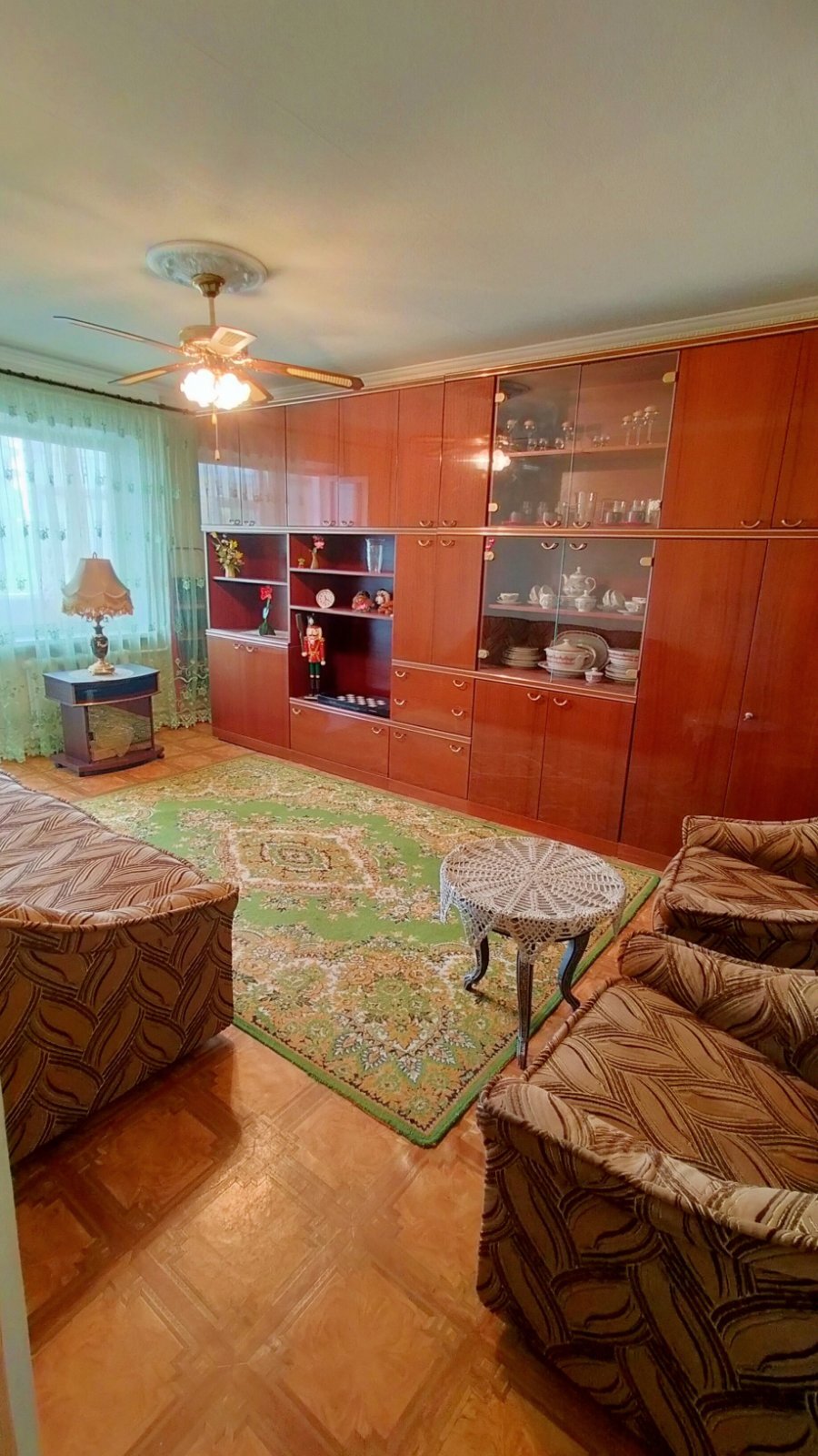 Продажа 2-комнатной квартиры 55.6 м², Тополь 3 ул., 1