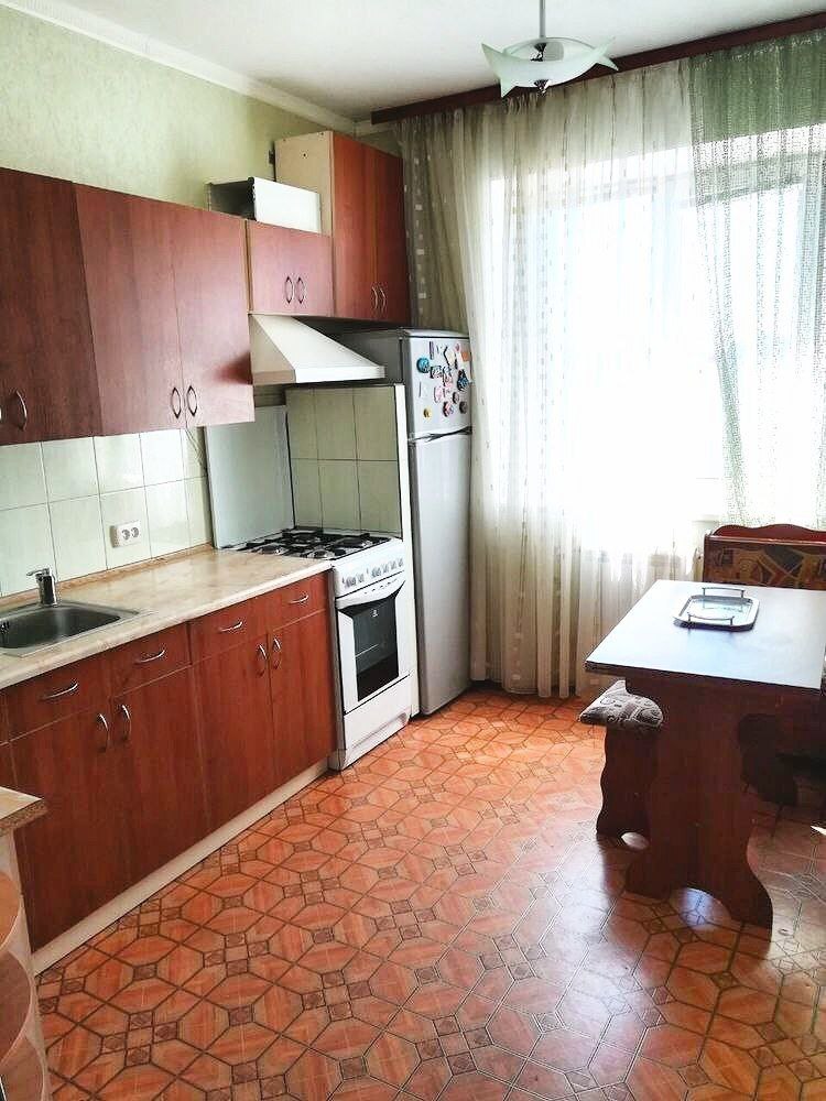 Продаж 3-кімнатної квартири 65 м², Ковпака вул.