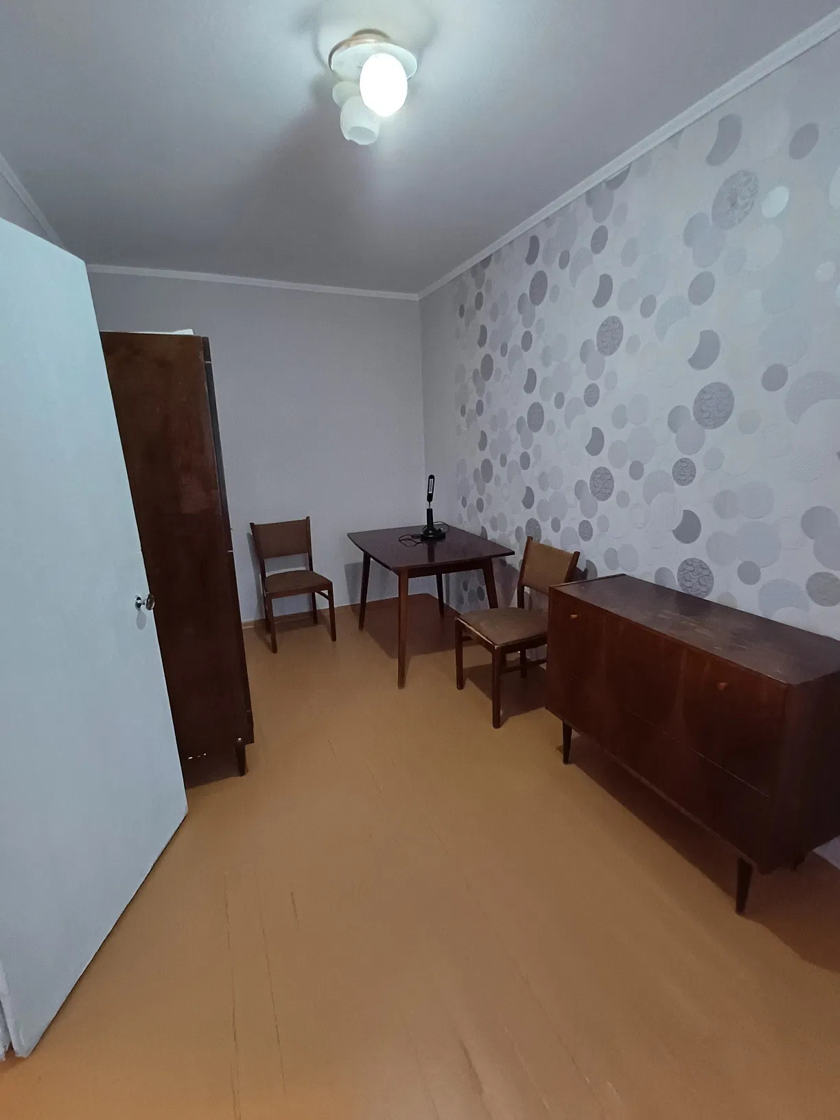 Аренда 3-комнатной квартиры 58 м², Александра Поля просп.