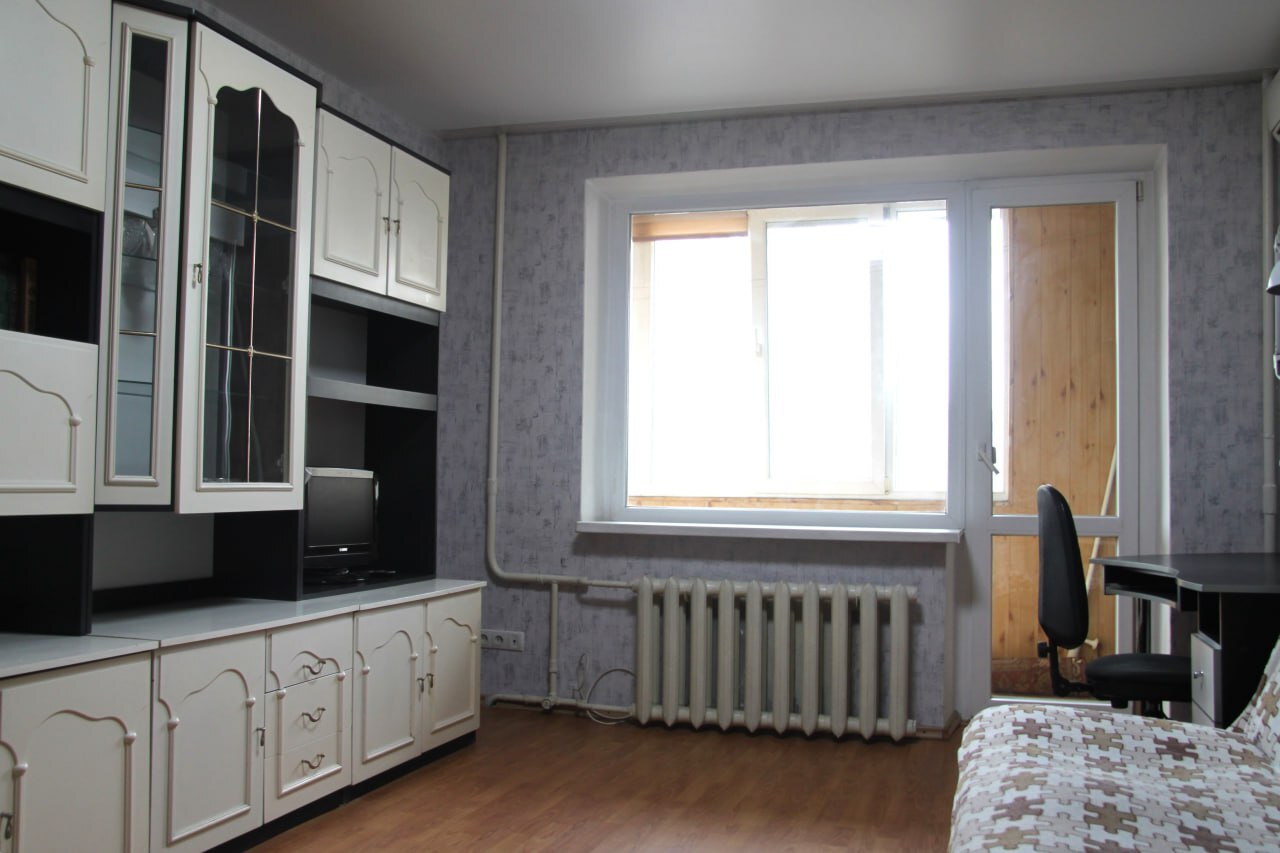 Продаж 1-кімнатної квартири 40 м², Калинова вул., 82