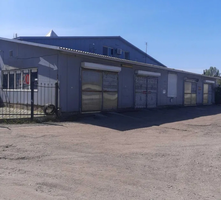 Оренда приміщення вільного призначення 700 м², Головатого Атамана вул.