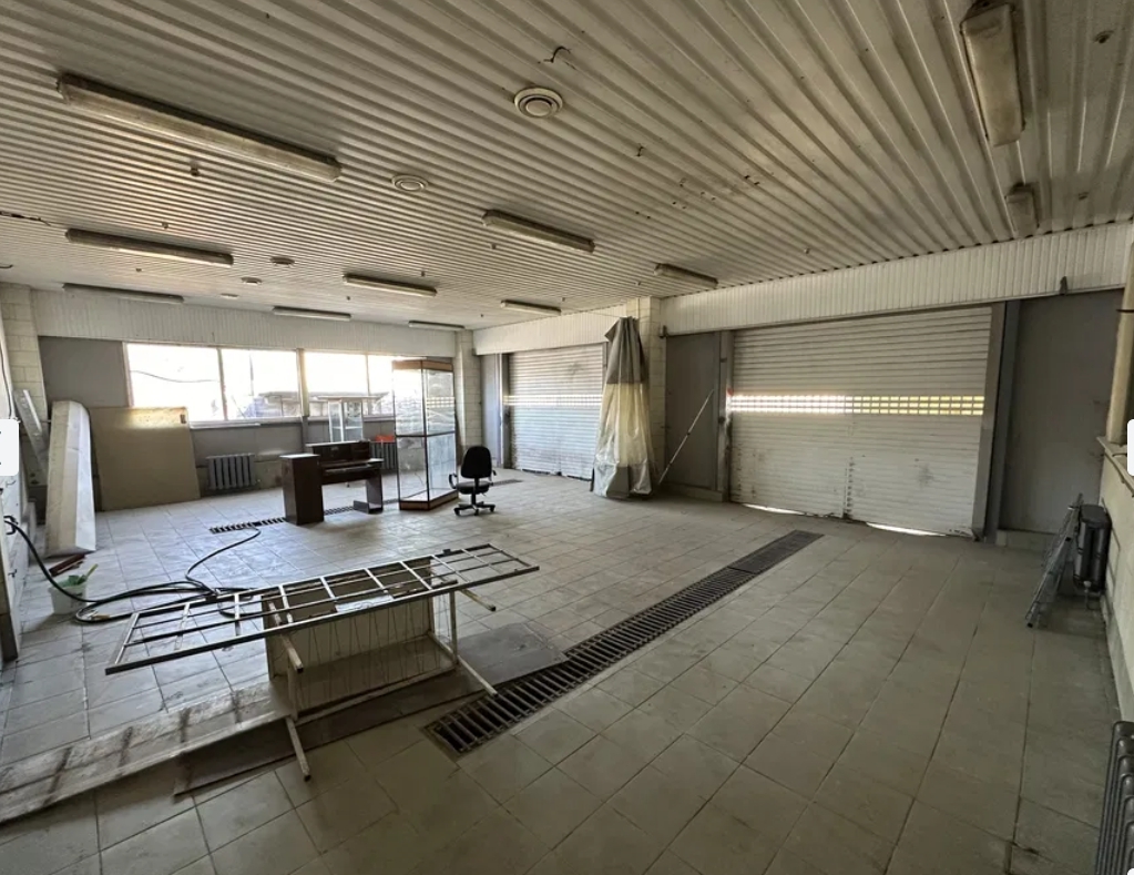 Оренда приміщення вільного призначення 700 м², Головатого Атамана вул.