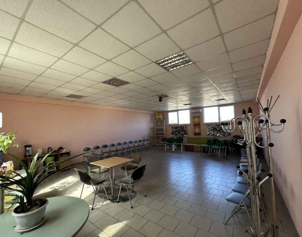Оренда приміщення вільного призначення 700 м², Головатого Атамана вул.