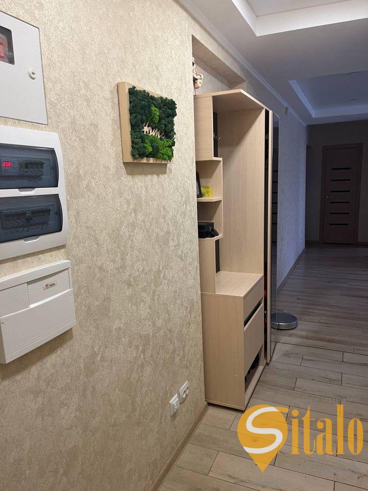 Продажа 3-комнатной квартиры 62 м², Центральный бул.