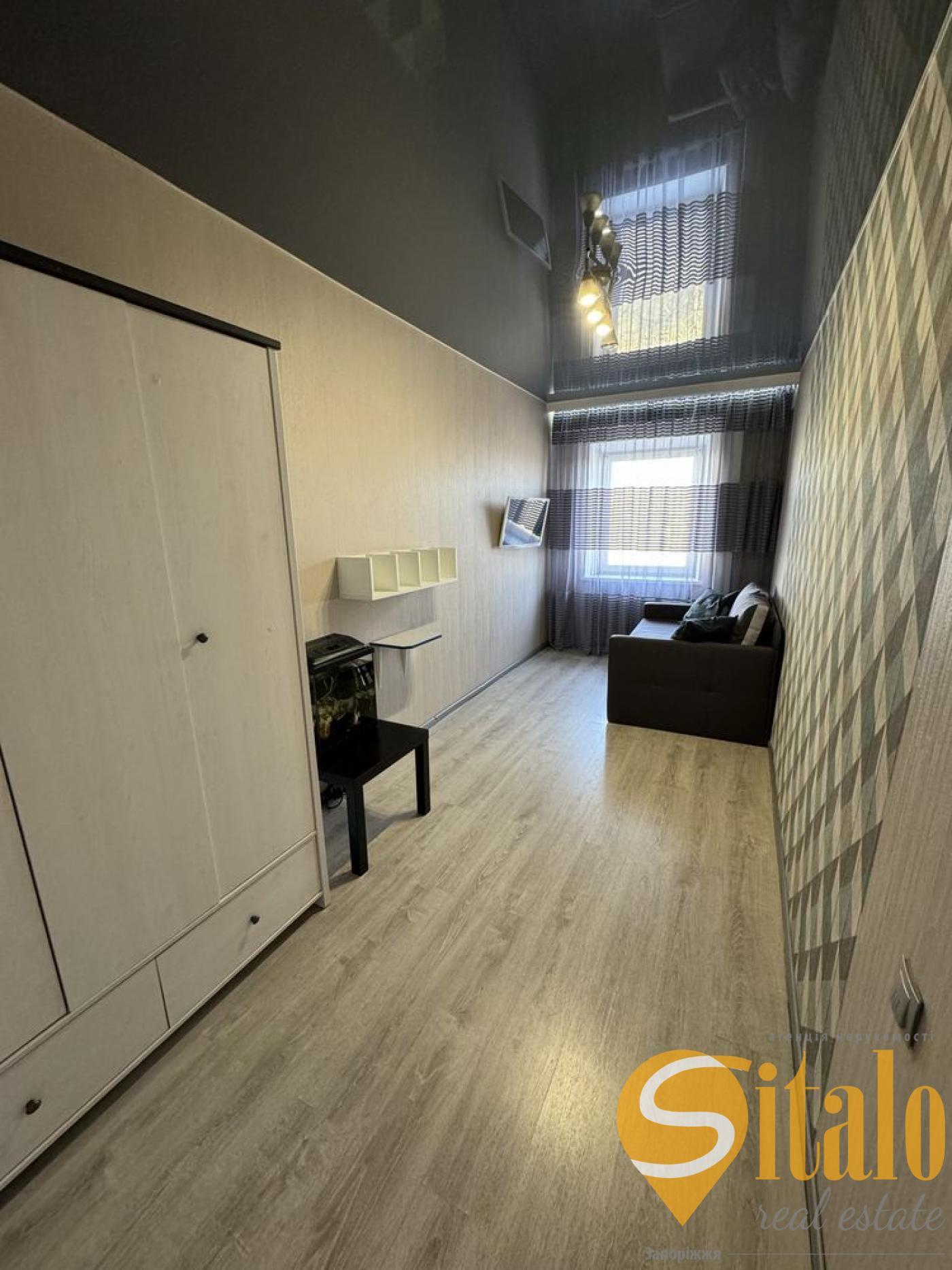 Продаж 3-кімнатної квартири 54 м², Яценка вул.