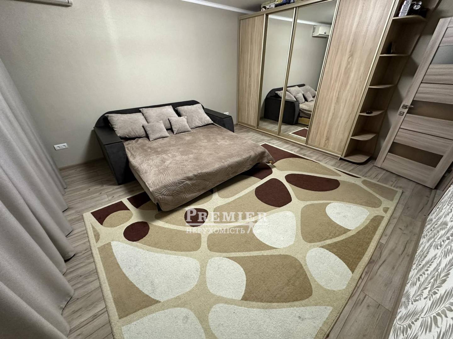 Продаж 2-кімнатної квартири 52 м², Семена Палія вул.