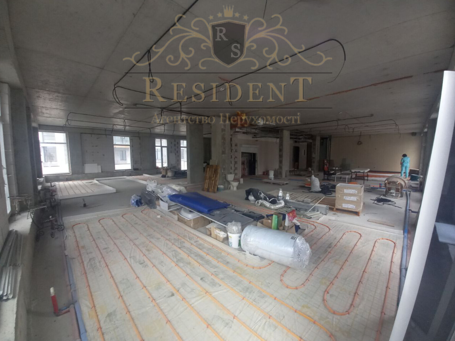 Продаж комерції 253 м², Набережна Перемоги вул., 112Д К1