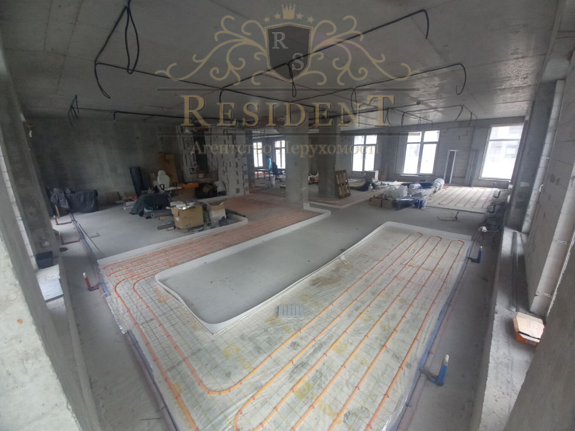 Продаж комерції 253 м², Набережна Перемоги вул., 112Д К1