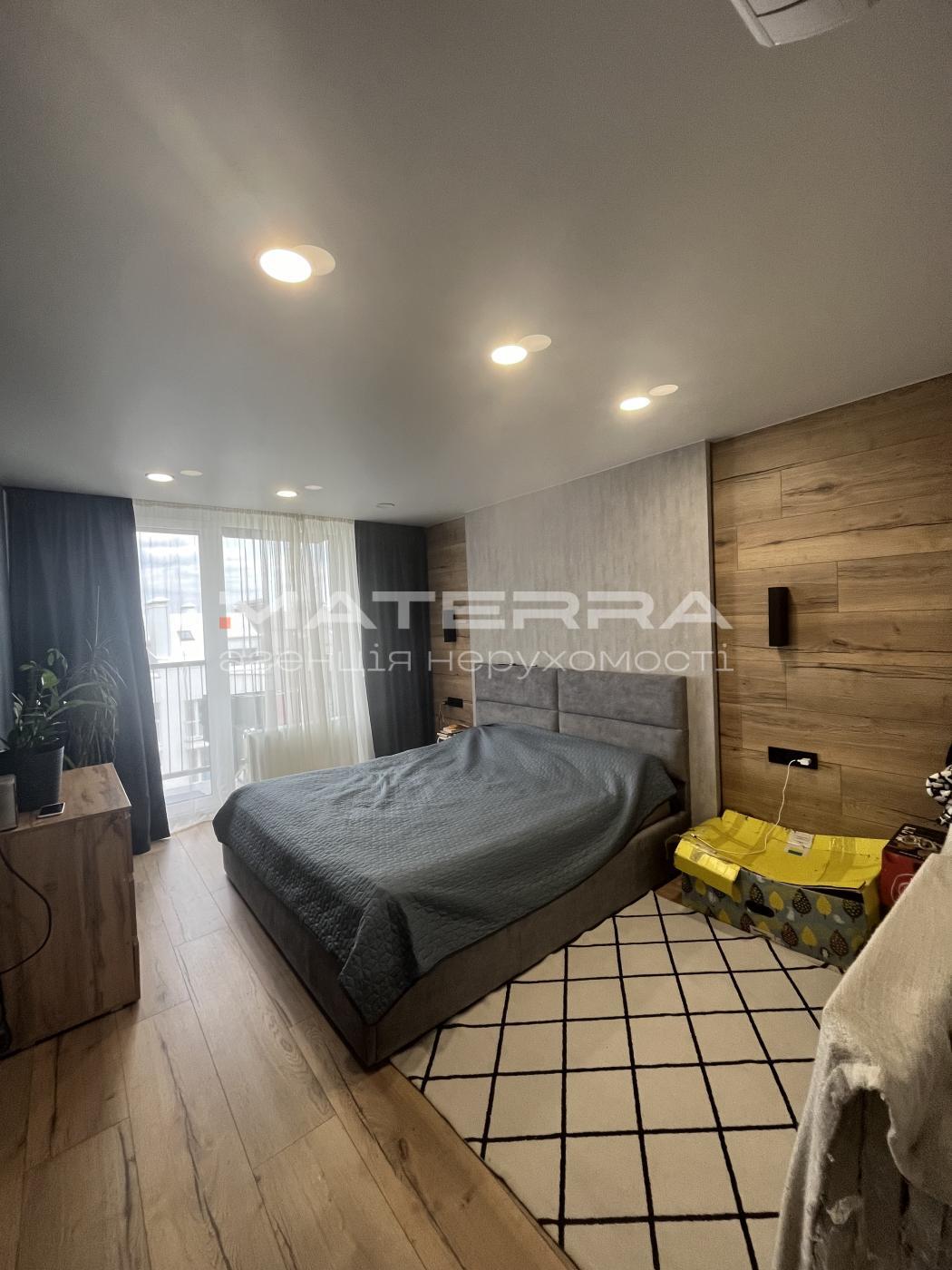 Продажа 2-комнатной квартиры 56 м²