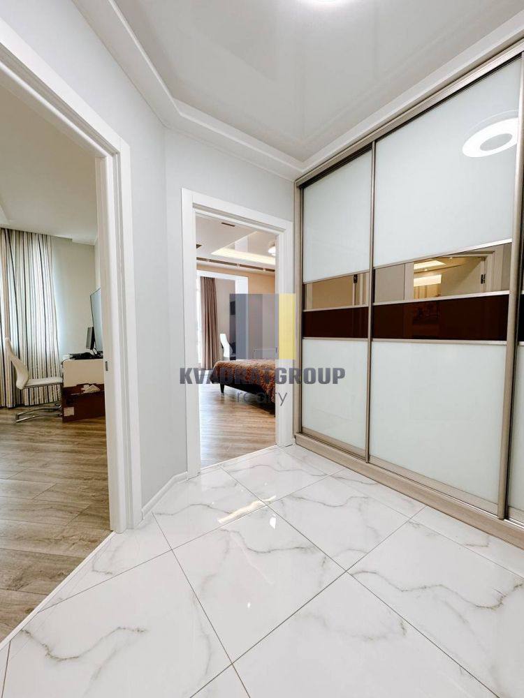 Продажа 3-комнатной квартиры 105 м², Запорожское шоссе