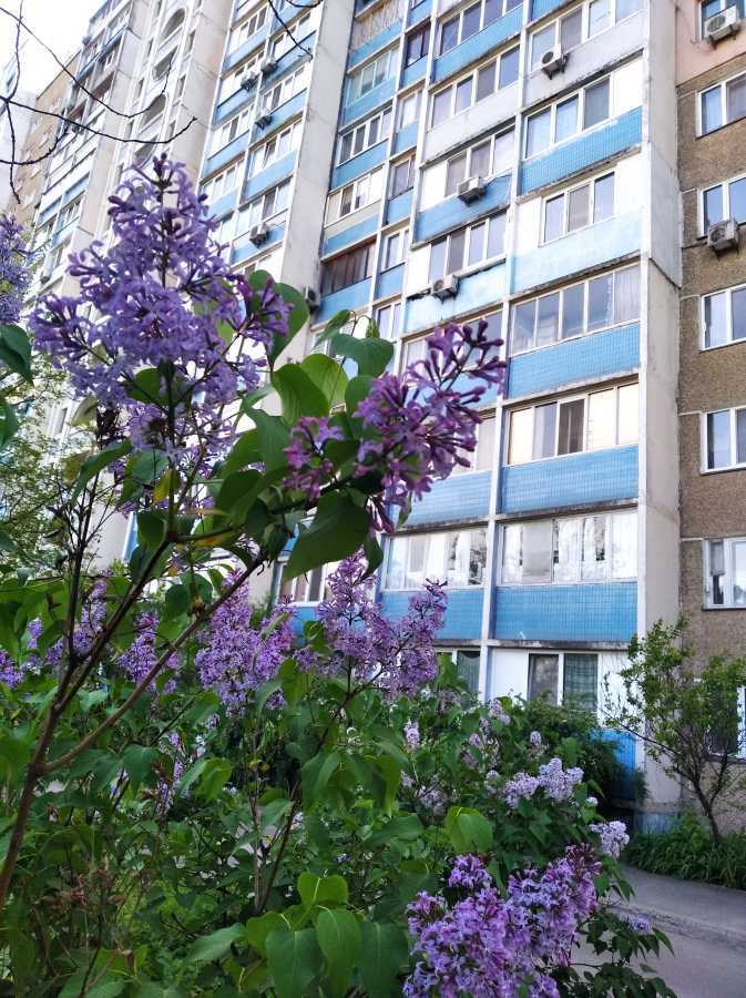 Продаж 2-кімнатної квартири 57 м², Архітектора Ніколаєва вул., 9А