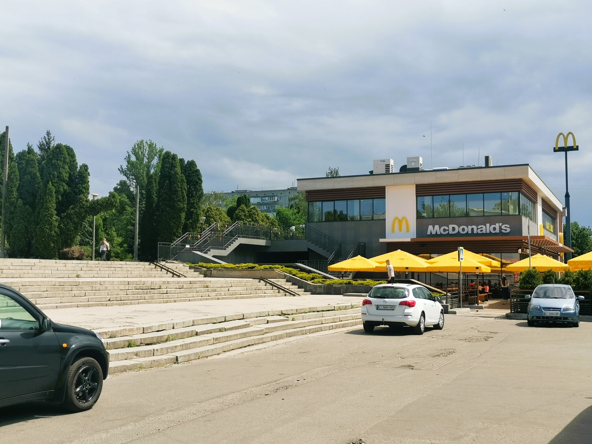 Оренда торговельного приміщення 175 м², Леваневського ул., 53Д