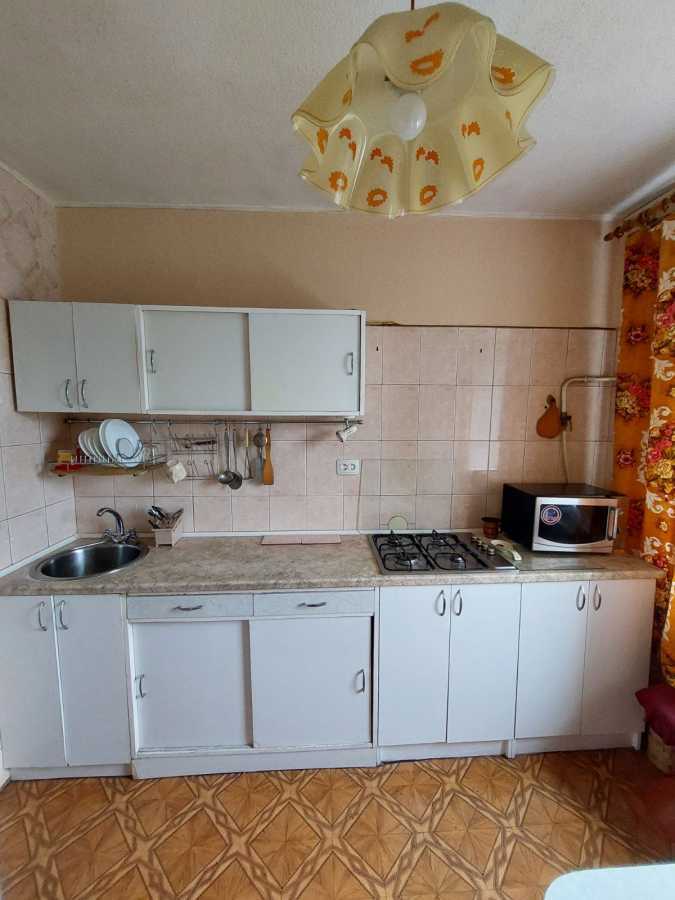 Продажа 2-комнатной квартиры 52 м², Петропавловская ул., 15
