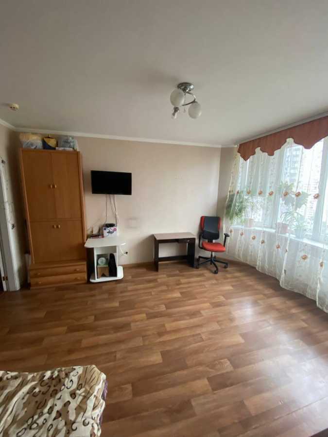 Продаж 2-кімнатної квартири 74 м², Градинська вул., 5