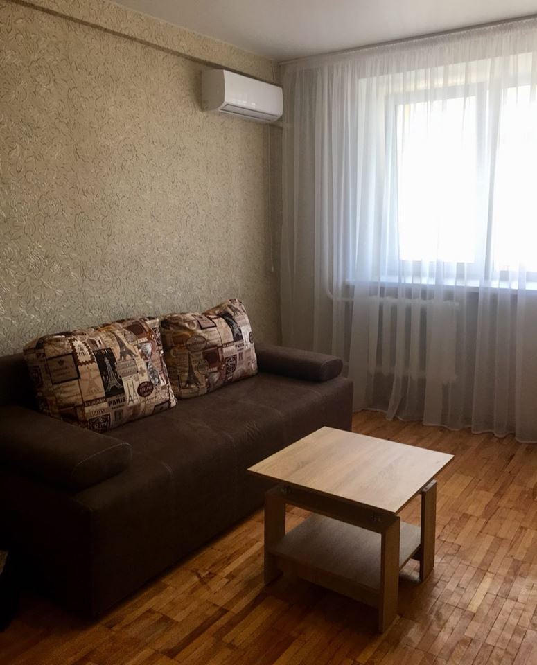 Оренда 1-кімнатної квартири 40 м², Олександра Поля просп., 98В