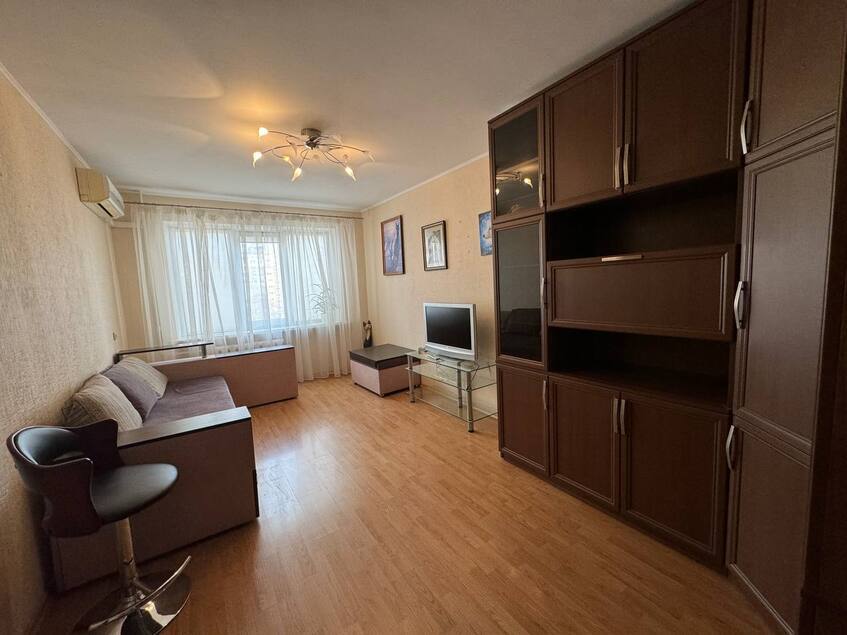 Продажа 3-комнатной квартиры 62 м², Зои Гайдай ул.