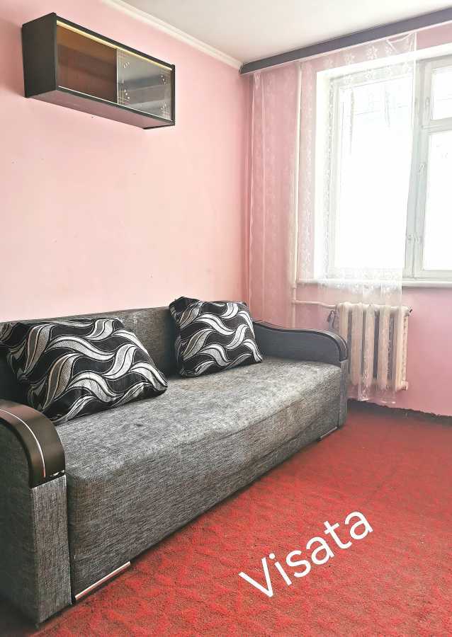 Продажа 1-комнатной квартиры 33 м², Зодчих ул., 72