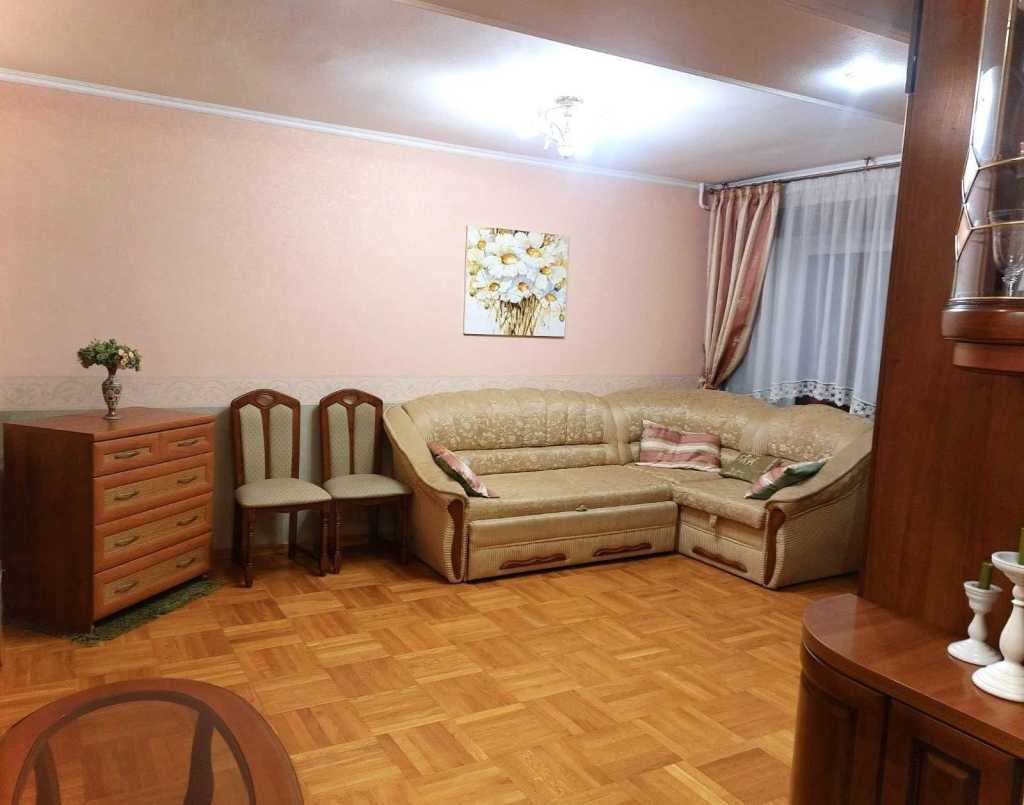 Продаж 2-кімнатної квартири 46.4 м², Солом'янська вул., 34