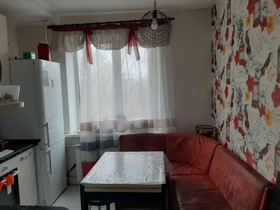 Продаж 2-кімнатної квартири 52 м², Ковпака вул.