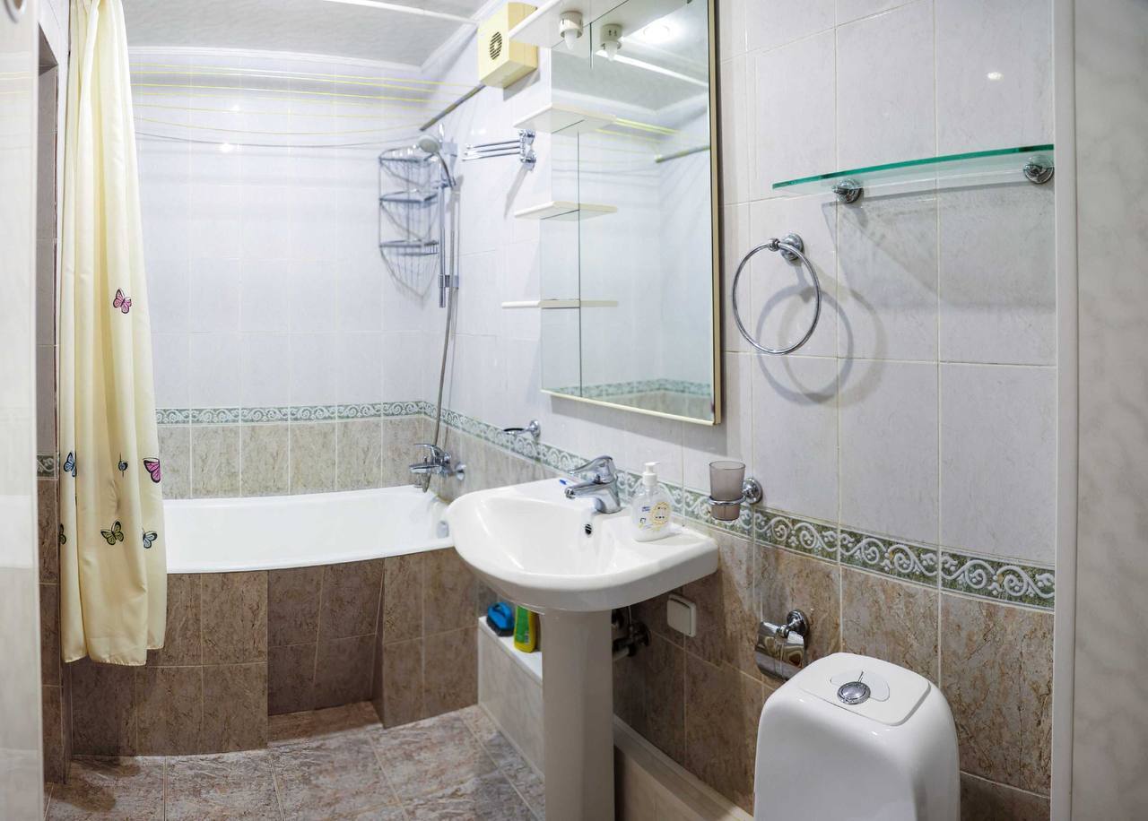 Продажа 4-комнатной квартиры 100 м², Литейная ул.