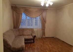 Продаж 2-кімнатної квартири 48 м², Металургів вул.