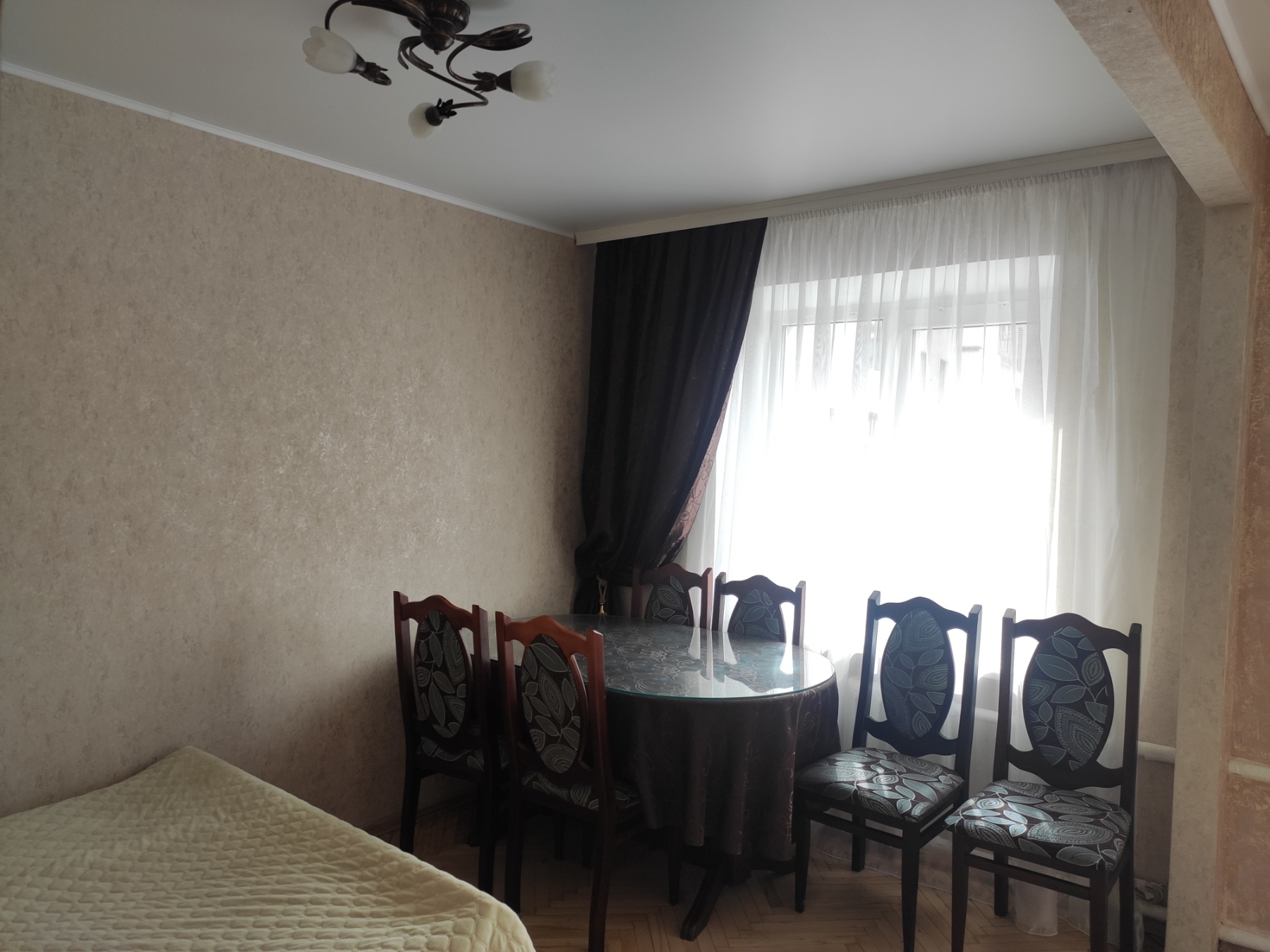 1-комнатная квартира посуточно 45 м², Кропивницкого ул., 14