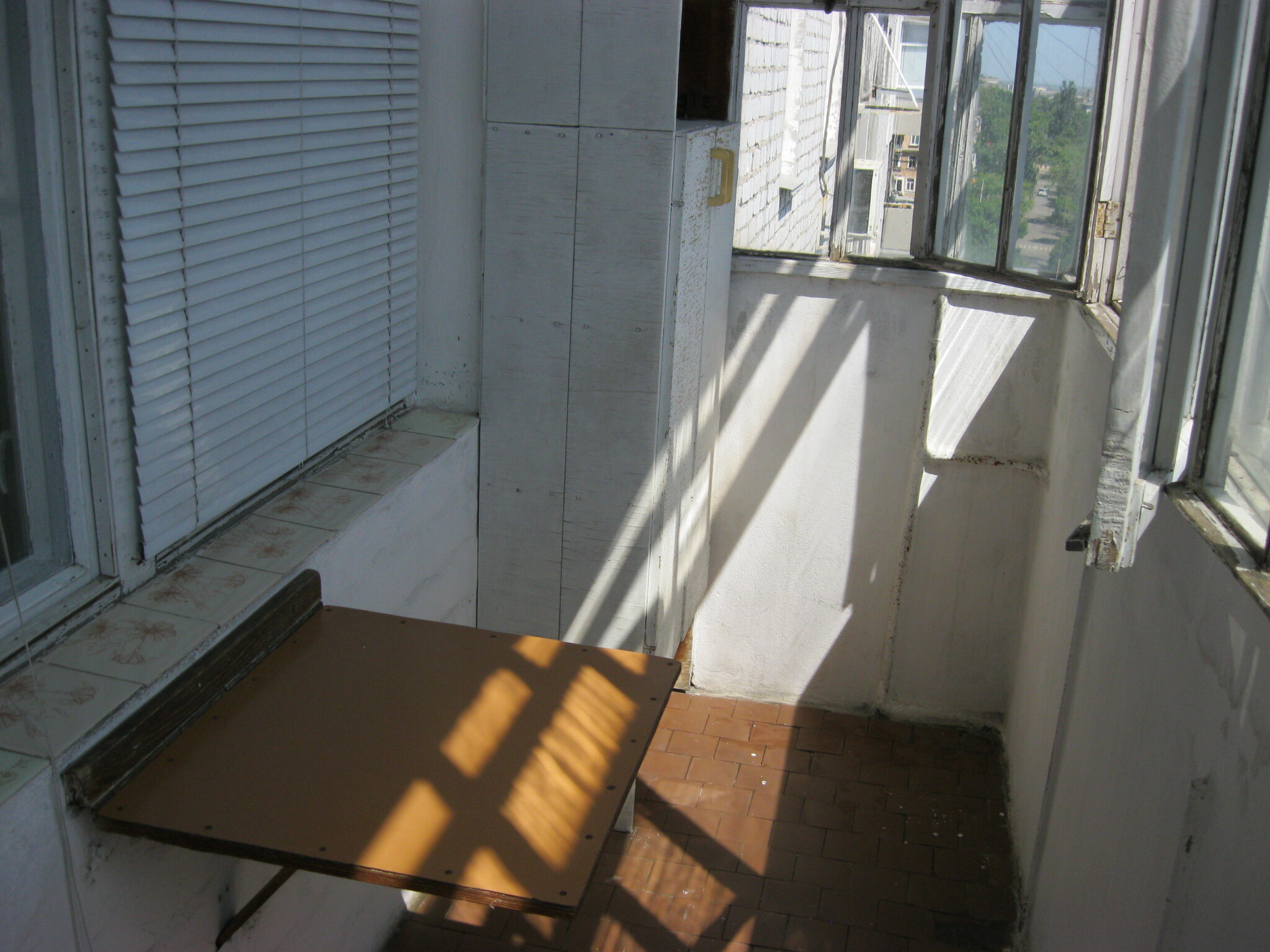 Продаж 1-кімнатної квартири 40 м², Погранична вул.