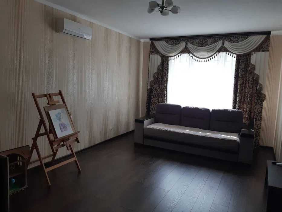 Продажа 3-комнатной квартиры 105 м², Петропавловская ул.