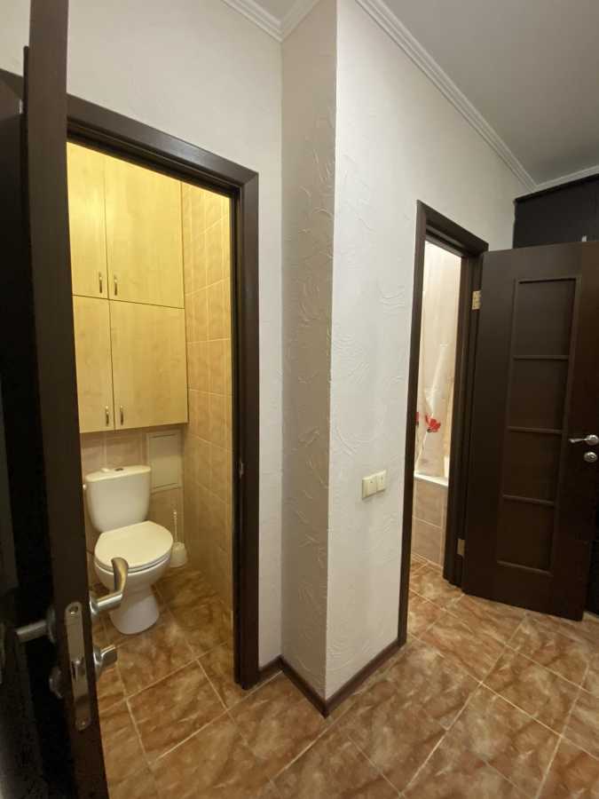 Продажа 2-комнатной квартиры 53 м², Старокиевская ул., 99
