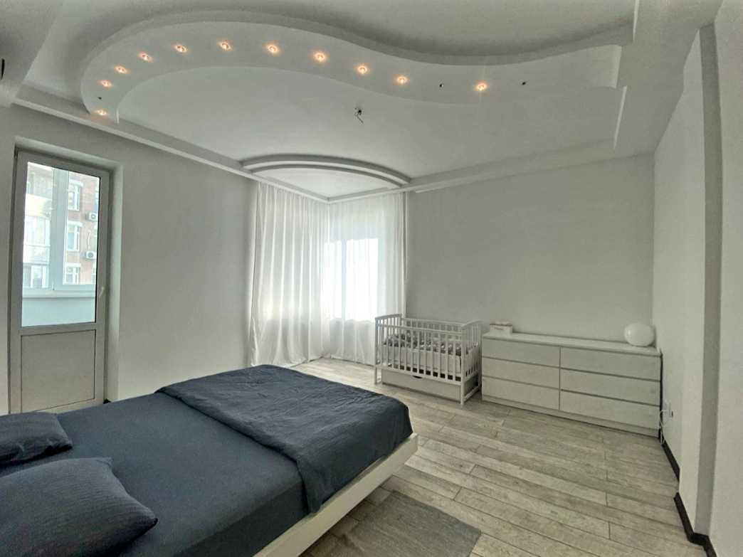 Оренда 3-кімнатної квартири 117 м², Степана Руданського вул., 3А