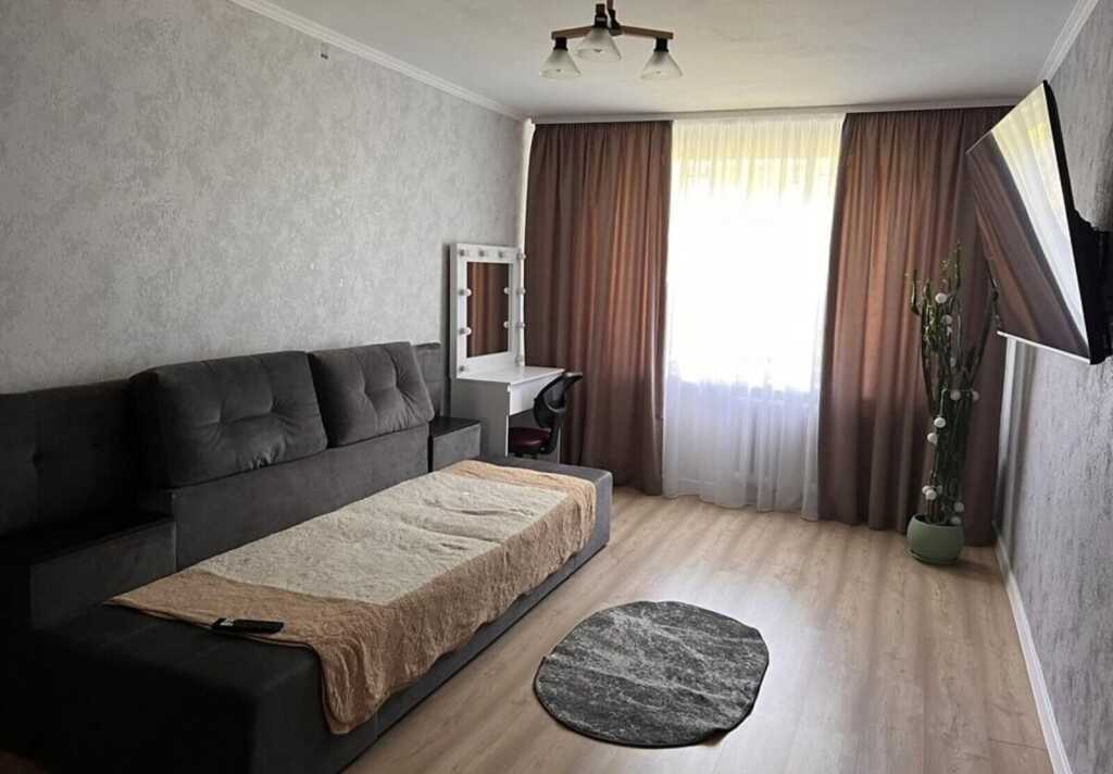 Продажа 2-комнатной квартиры 50 м², Довженко ул.