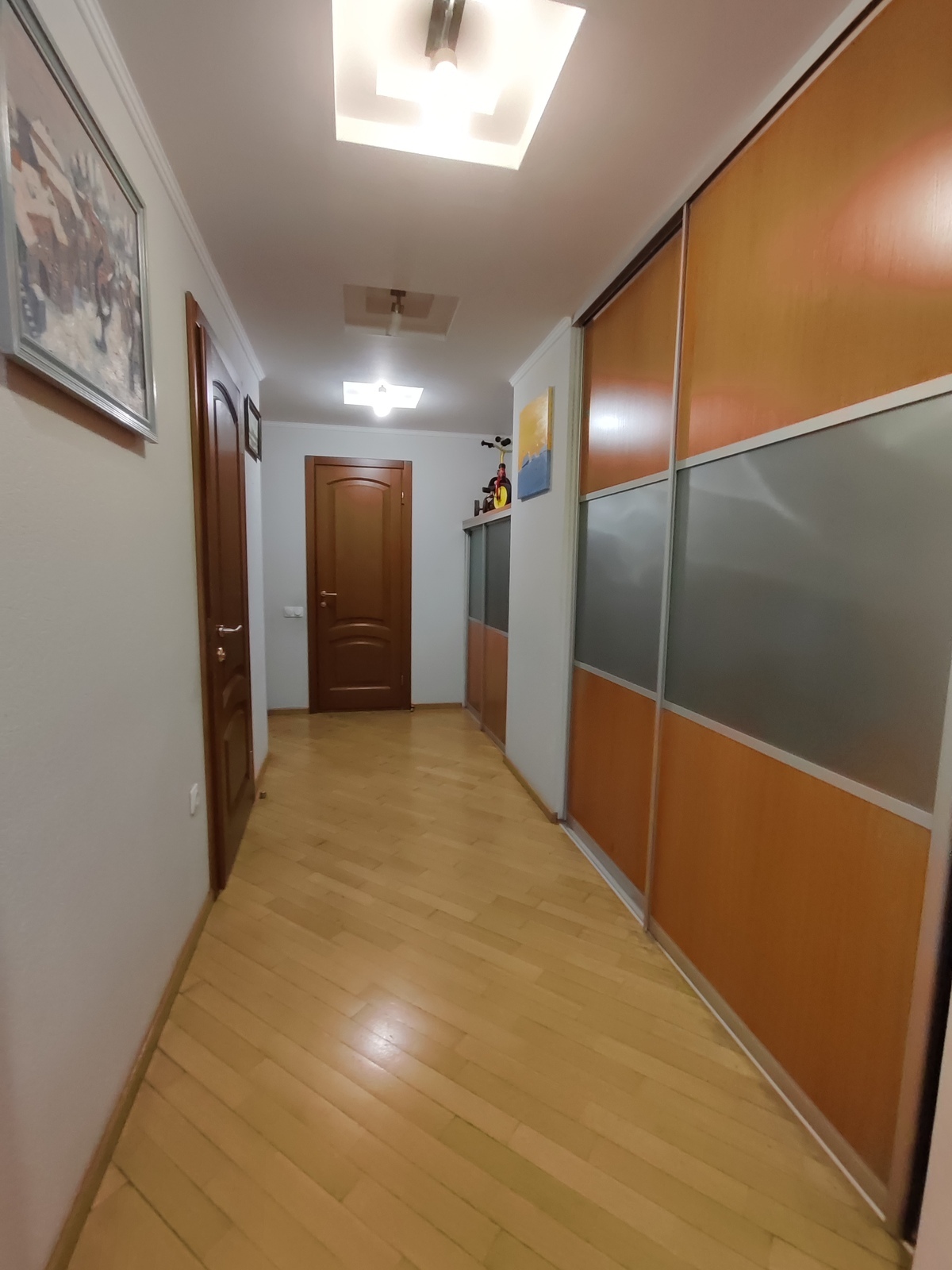 Продажа 3-комнатной квартиры 93 м², Академика Чекмарева ул., 2