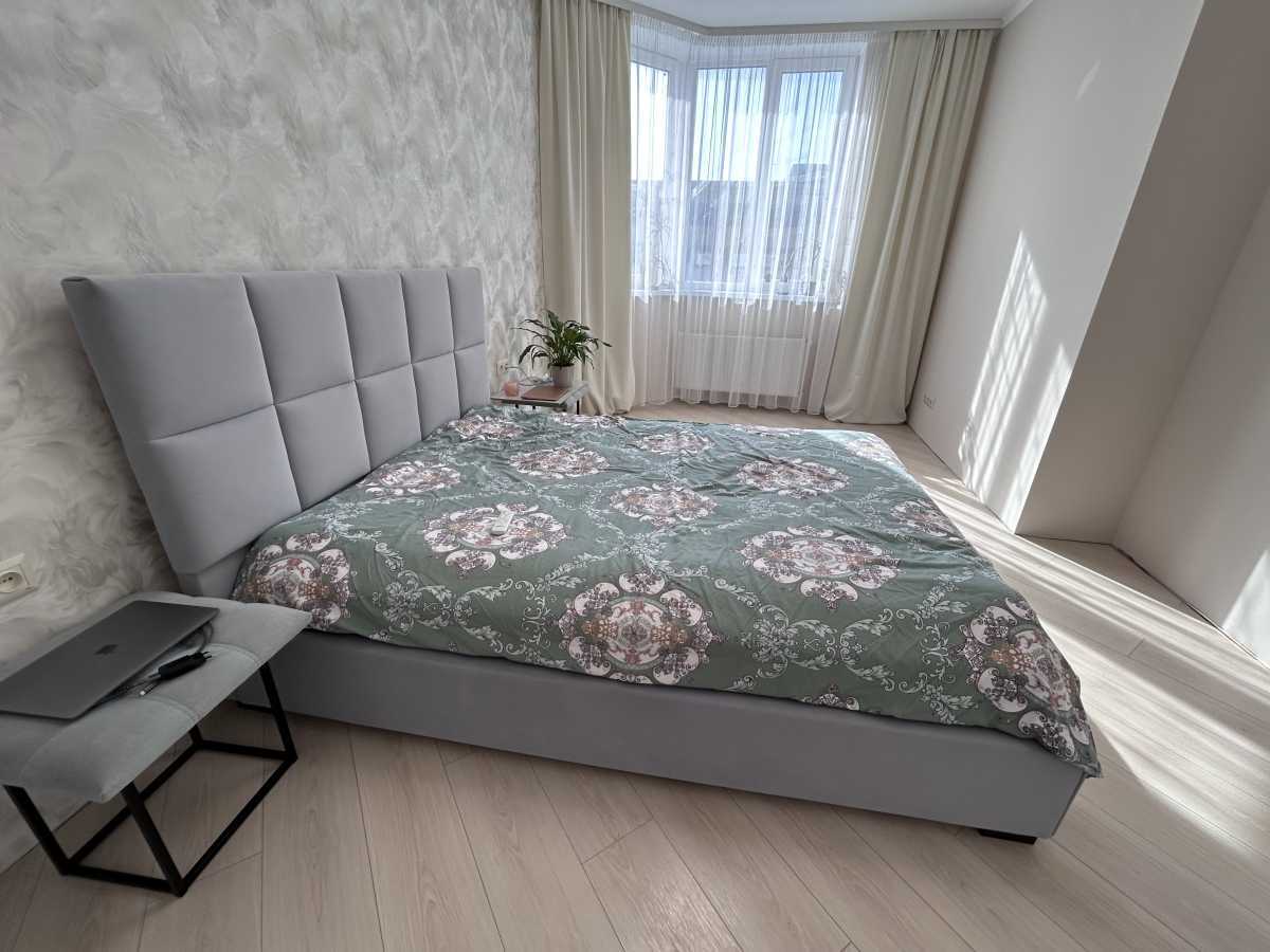 Продажа 1-комнатной квартиры 41 м², Академика Амосова ул.