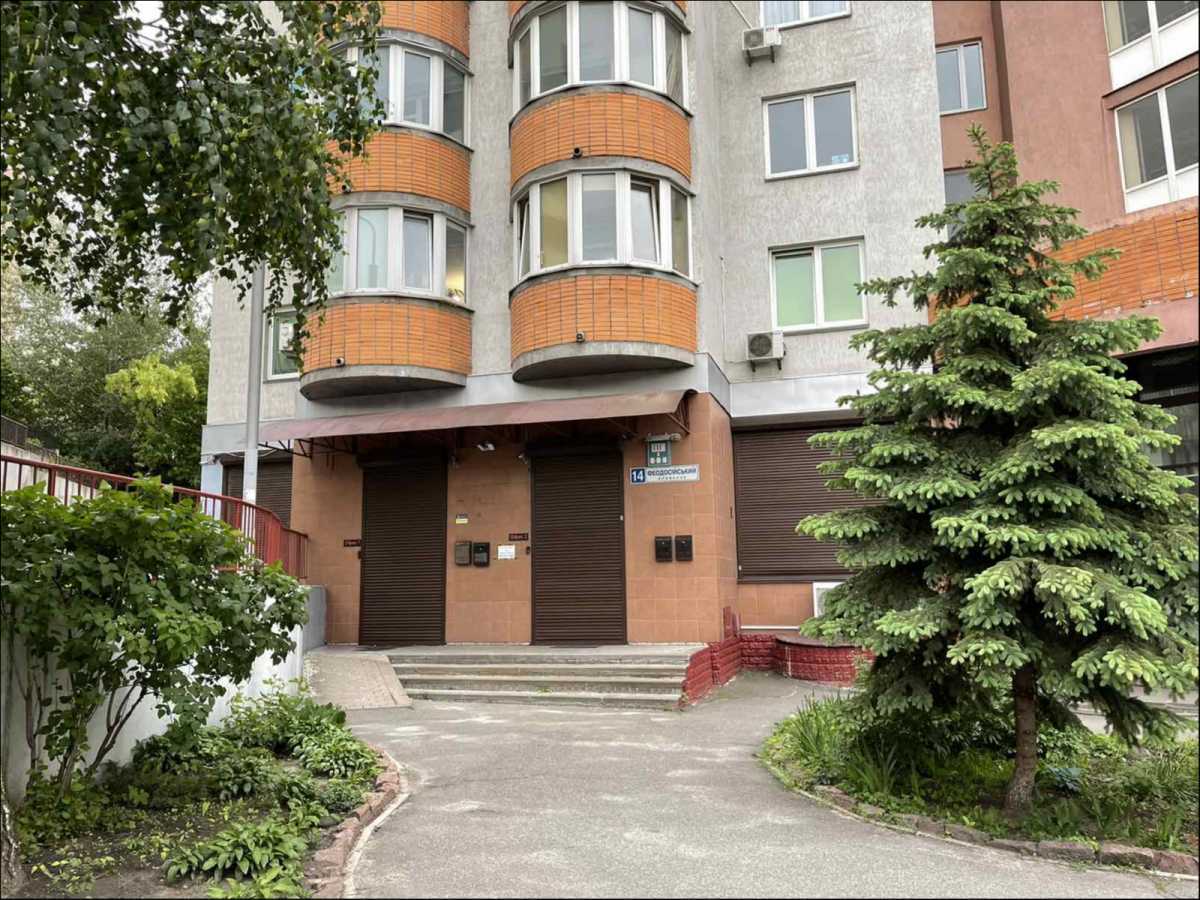 Продаж офісу 131 м², Феодосійський пров., 14