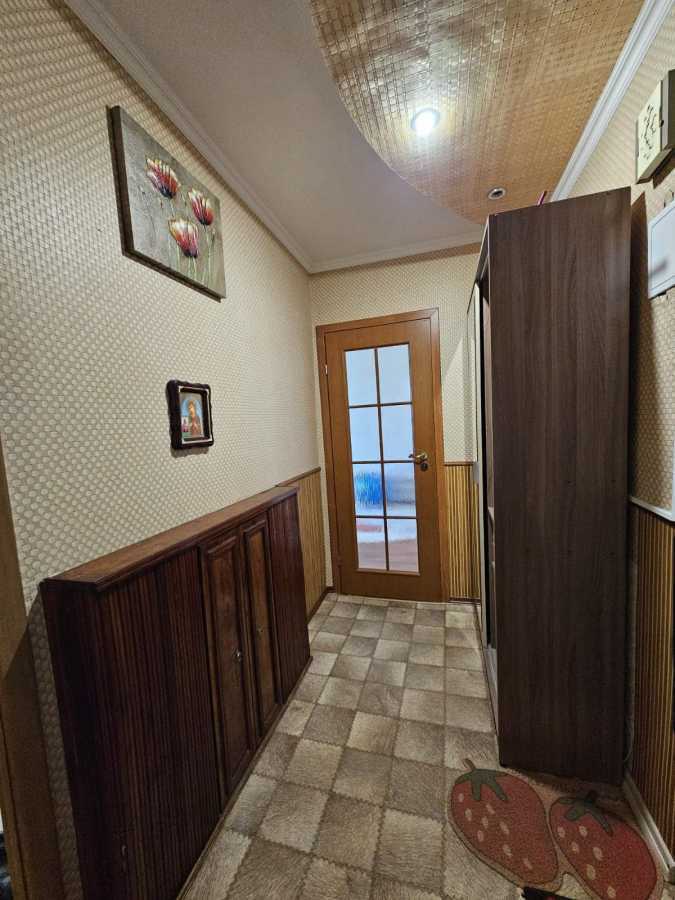 Продаж 2-кімнатної квартири 54 м², Тополь-2, 33